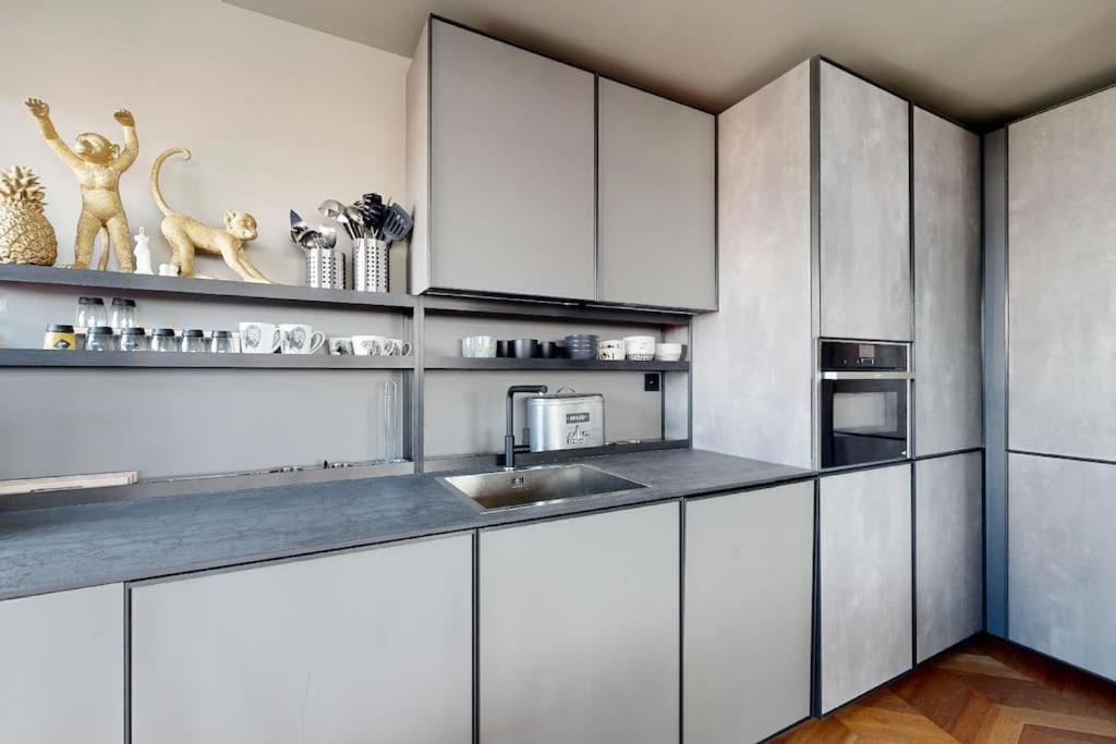 Stylovy Loft S Ohromnou Terasou Apartment Bratislava Exterior photo